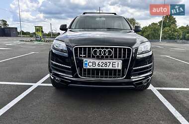 Внедорожник / Кроссовер Audi Q7 2015 в 