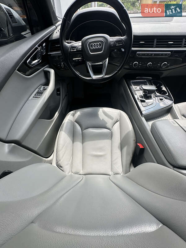 Позашляховик / Кросовер Audi Q7 2018 в Івано-Франківську