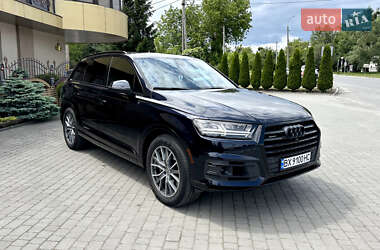 Внедорожник / Кроссовер Audi Q7 2016 в 