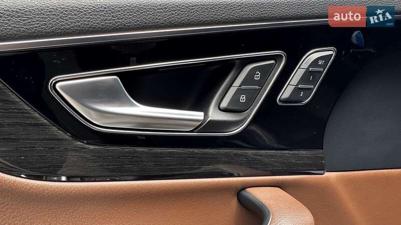 Внедорожник / Кроссовер Audi Q7 2016 в Шепетовке