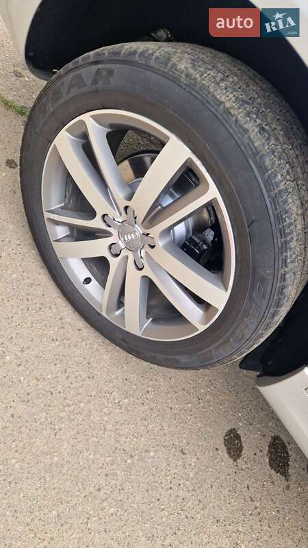 Внедорожник / Кроссовер Audi Q7 2012 в Николаеве