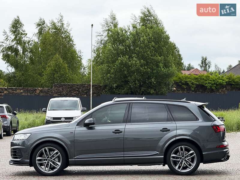 Внедорожник / Кроссовер Audi Q7 2019 в Луцке