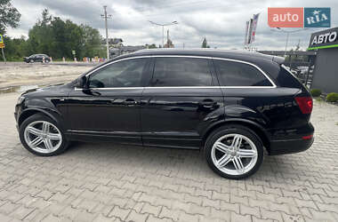 Позашляховик / Кросовер Audi Q7 2011 в 