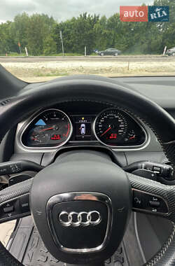 Позашляховик / Кросовер Audi Q7 2011 в 