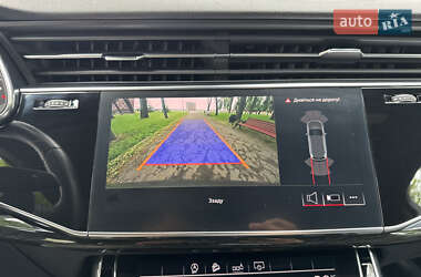 Позашляховик / Кросовер Audi Q7 2020 в 