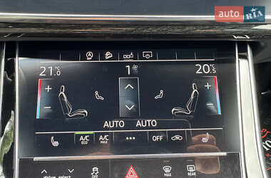 Позашляховик / Кросовер Audi Q7 2020 в 