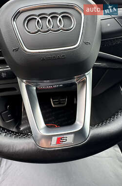 Позашляховик / Кросовер Audi Q7 2020 в 