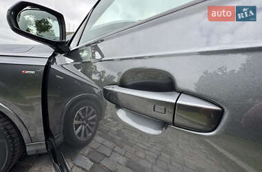 Позашляховик / Кросовер Audi Q7 2020 в 