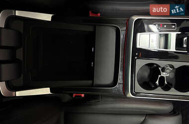 Внедорожник / Кроссовер Audi Q7 2021 в 