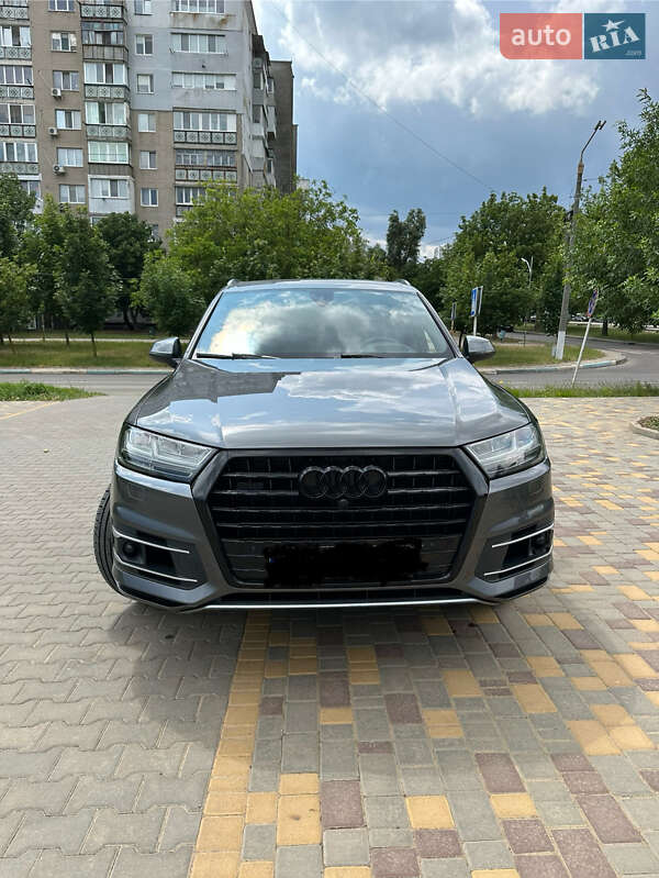Позашляховик / Кросовер Audi Q7 2019 в Одесі