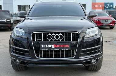 Внедорожник / Кроссовер Audi Q7 2013 в 