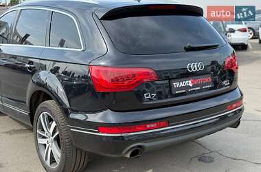 Внедорожник / Кроссовер Audi Q7 2013 в 