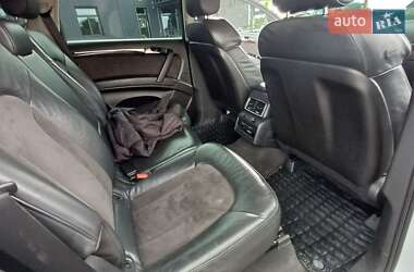 Внедорожник / Кроссовер Audi Q7 2010 в 
