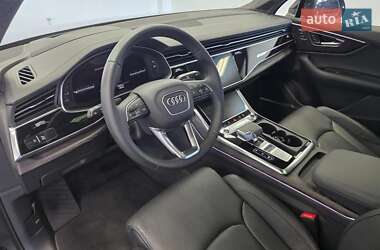 Внедорожник / Кроссовер Audi Q7 2022 в 