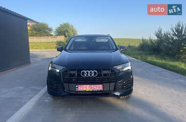 Внедорожник / Кроссовер Audi Q7 2023 в 