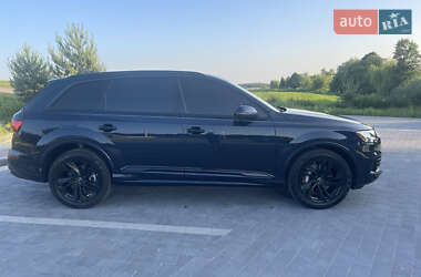 Внедорожник / Кроссовер Audi Q7 2023 в 