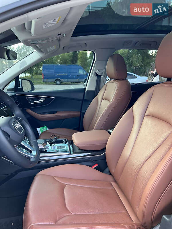 Внедорожник / Кроссовер Audi Q7 2023 в Киеве