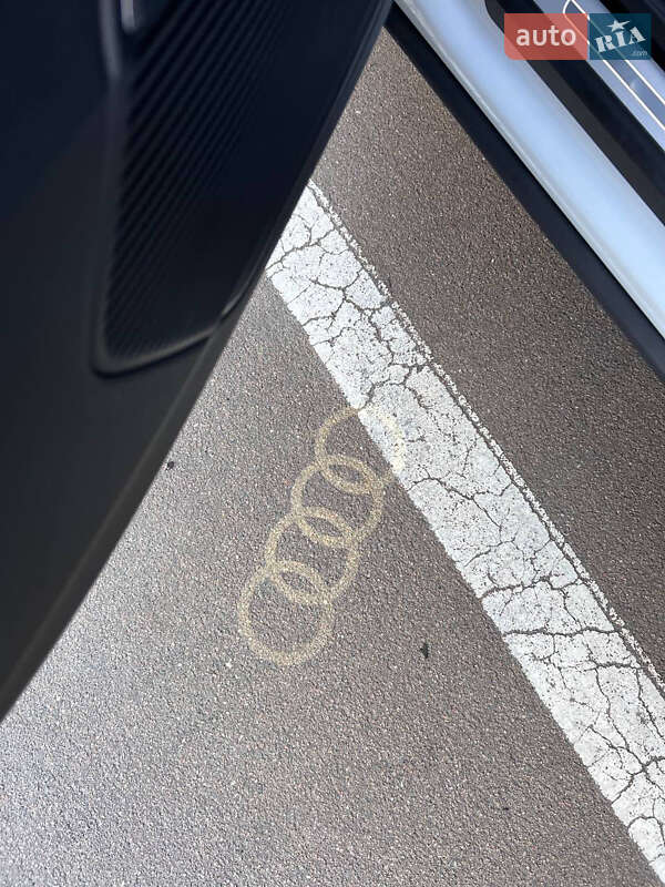 Внедорожник / Кроссовер Audi Q7 2023 в Киеве