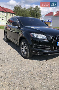 Внедорожник / Кроссовер Audi Q7 2014 в 