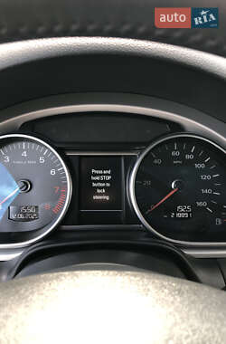 Внедорожник / Кроссовер Audi Q7 2014 в 