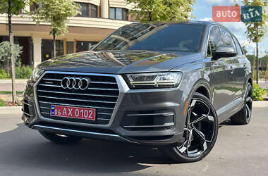 Внедорожник / Кроссовер Audi Q7 2019 в 