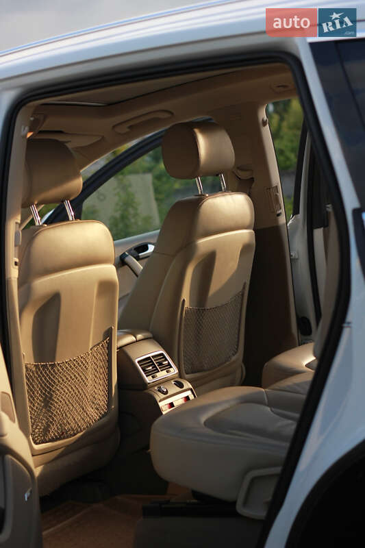 Внедорожник / Кроссовер Audi Q7 2014 в Киеве
