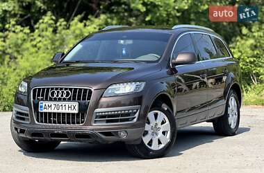 Позашляховик / Кросовер Audi Q7 2014 в 