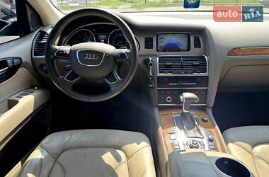 Позашляховик / Кросовер Audi Q7 2014 в 
