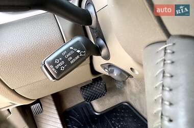 Позашляховик / Кросовер Audi Q7 2014 в 