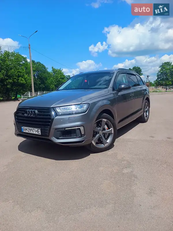 Audi Q7 2016