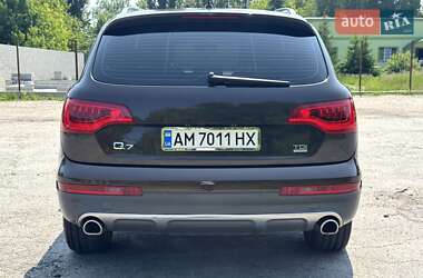 Позашляховик / Кросовер Audi Q7 2014 в 