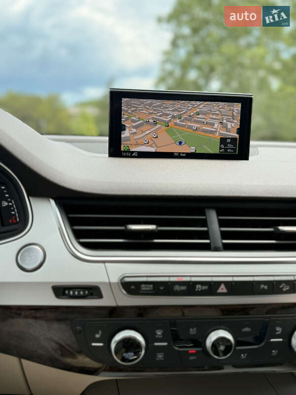 Позашляховик / Кросовер Audi Q7 2018 в Одесі фото 24 Позашляховик / Кросовер Audi Q7 2018 в Одесі