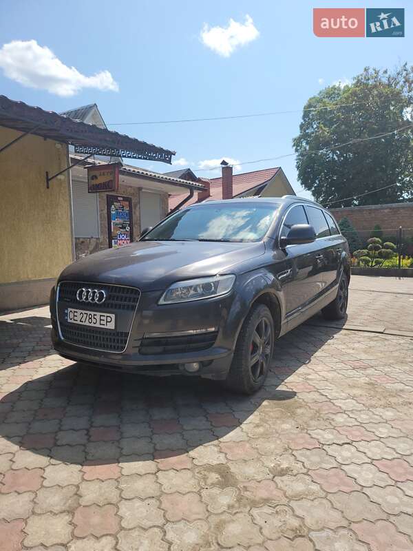 Внедорожник / Кроссовер Audi Q7 2006 в 