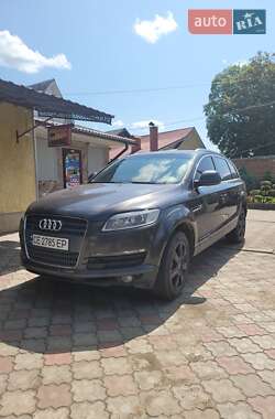 Внедорожник / Кроссовер Audi Q7 2006 в 