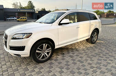 Позашляховик / Кросовер Audi Q7 2010 в 