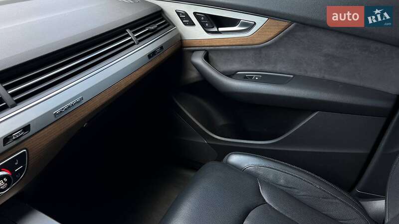 Внедорожник / Кроссовер Audi Q7 2016 в Львове фото 13 Внедорожник / Кроссовер Audi Q7 2016 в Львове
