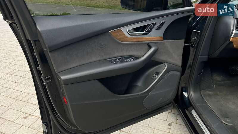 Внедорожник / Кроссовер Audi Q7 2016 в Львове фото 25 Внедорожник / Кроссовер Audi Q7 2016 в Львове