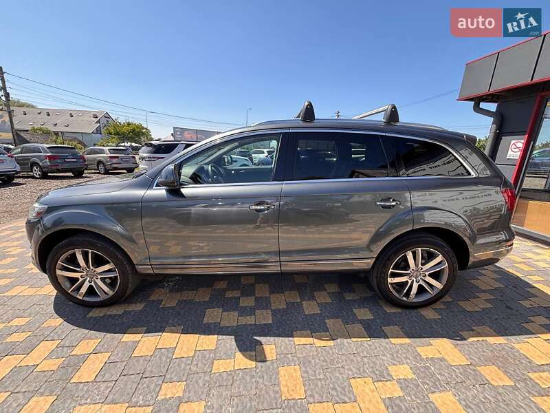 Позашляховик / Кросовер Audi Q7 2015 в Львові