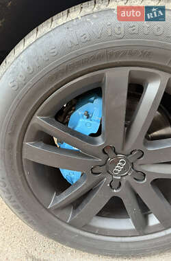 Внедорожник / Кроссовер Audi Q7 2012 в 