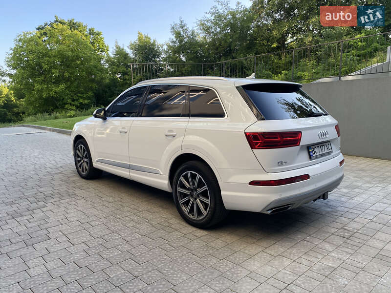 Внедорожник / Кроссовер Audi Q7 2016 в Львове