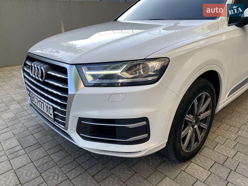 Внедорожник / Кроссовер Audi Q7 2016 в Львове