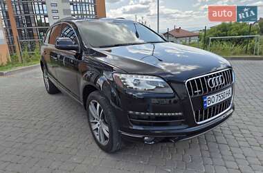Внедорожник / Кроссовер Audi Q7 2014 в 