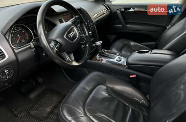 Внедорожник / Кроссовер Audi Q7 2012 в 