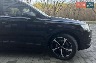 Внедорожник / Кроссовер Audi Q7 2018 в 