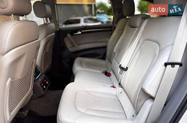 Внедорожник / Кроссовер Audi Q7 2014 в 