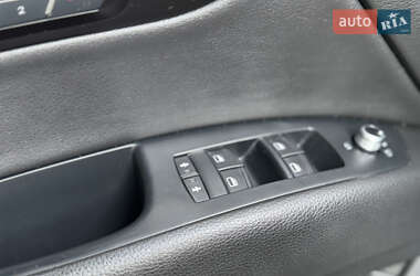 Внедорожник / Кроссовер Audi Q7 2010 в 