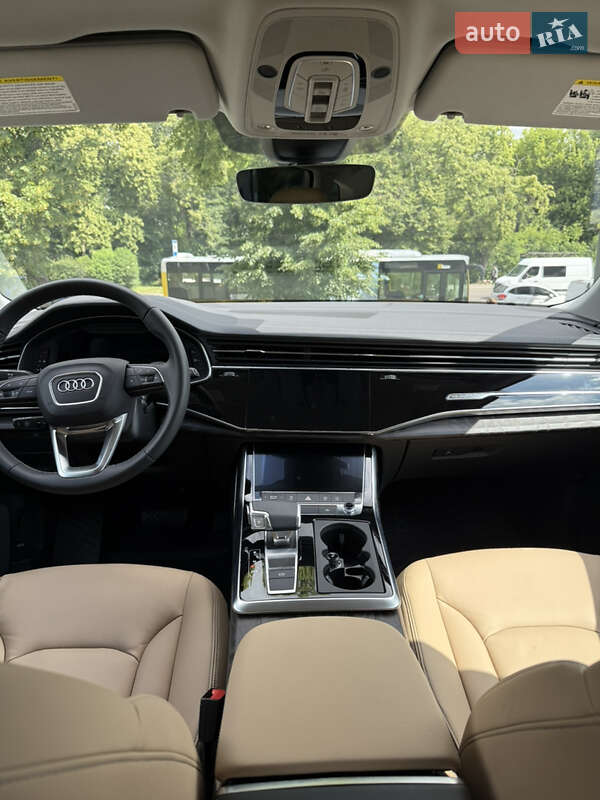 Внедорожник / Кроссовер Audi Q7 2024 в Львове
