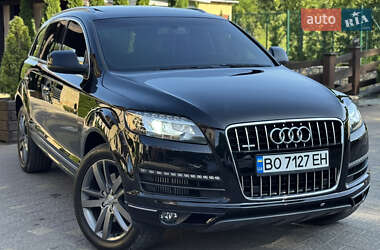 Внедорожник / Кроссовер Audi Q7 2015 в 