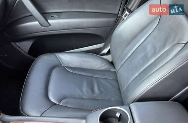 Внедорожник / Кроссовер Audi Q7 2015 в 