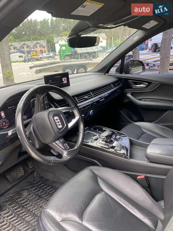 Внедорожник / Кроссовер Audi Q7 2016 в Львове